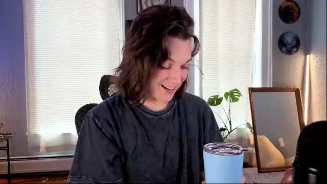 Thumbnail 1, artiepaints's Stream at Chaturbate, 1 month ago