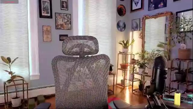 Image 3 of artiepaints Stream on Chaturbate on 1 month ago