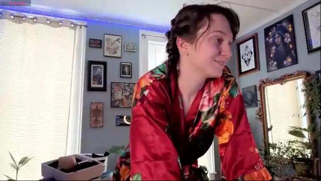 Image 11 of artiepaints Stream on Chaturbate on 1 month ago
