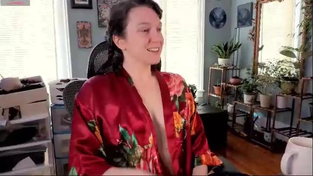 Image 4 of artiepaints Stream on Chaturbate on 1 month ago