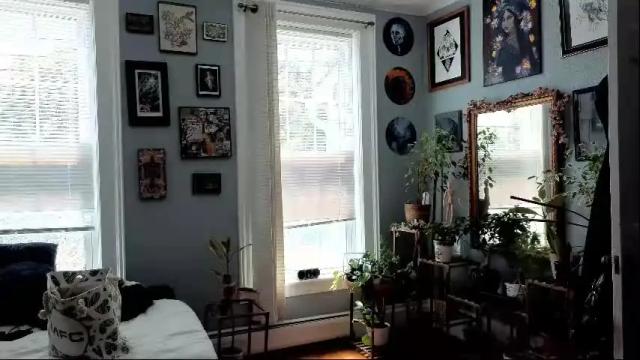 Image 7 of artiepaints Stream on Chaturbate on 12 days ago