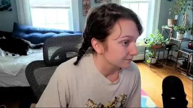 Image 7 of artiepaints Stream on Chaturbate on 11 days ago