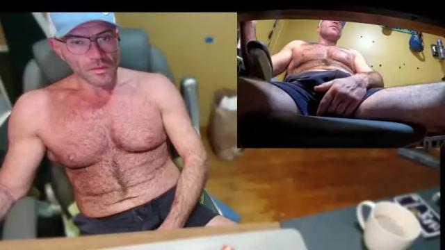 Image 8 of artinbrooklyn Stream on Chaturbate on 17 months ago