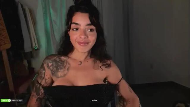 Image 4 of artisis_ Stream on Chaturbate on 1 month ago
