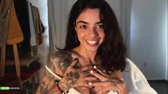 Image 11 of artisis_ Stream on Chaturbate on 1 month ago