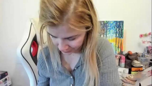 Thumbnail 1, artsyandcraftsy_'s Stream at Chaturbate, 29 days ago