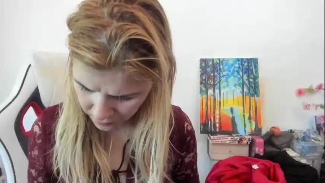 Image 6 of artsyandcraftsy_ Stream on Chaturbate on 24 days ago