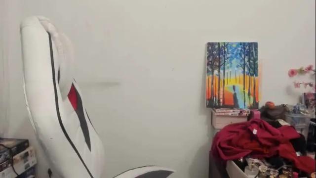 Image 3 of artsyandcraftsy_ Stream on Chaturbate on 20 days ago