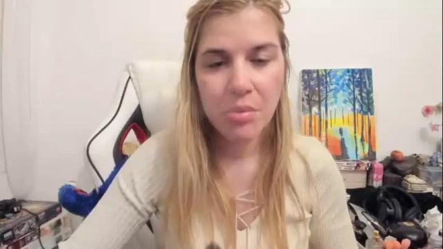 Thumbnail 3, artsyandcraftsy_'s Stream at Chaturbate, 12 days ago