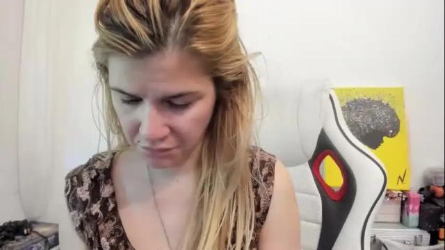 Thumbnail 3, artsyandcraftsy_'s Stream at Chaturbate, 1 month ago