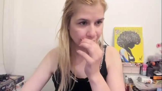Image 12 of artsyandcraftsy_ Stream on Chaturbate on 1 month ago