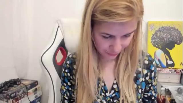 Thumbnail 1, artsyandcraftsy_'s Stream at Chaturbate, 1 month ago