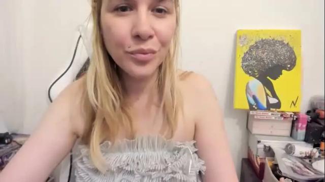 Image 12 of artsyandcraftsy_ Stream on Chaturbate on 1 month ago