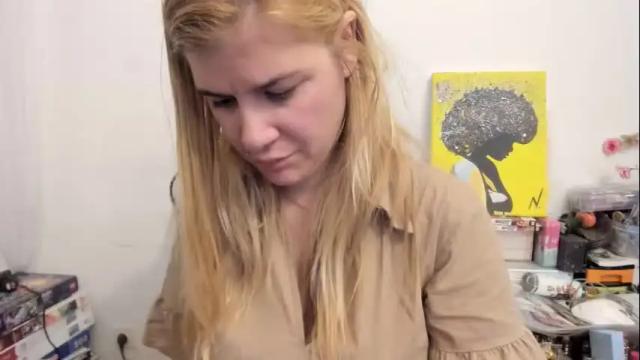 Image 10 of artsyandcraftsy_ Stream on Chaturbate on 1 month ago