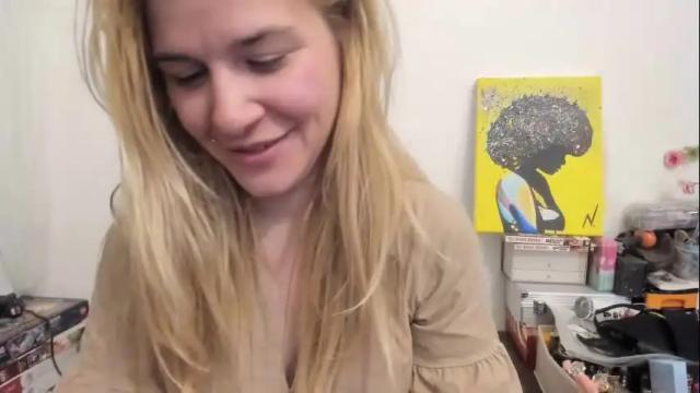 Image 12 of artsyandcraftsy_ Stream on Chaturbate on 1 month ago