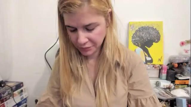 Thumbnail 2, artsyandcraftsy_'s Stream at Chaturbate, 1 month ago
