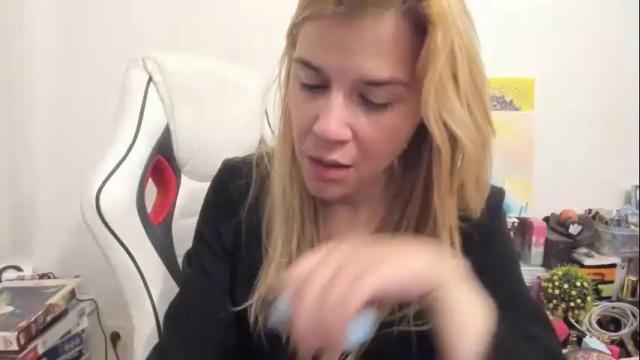 Thumbnail 1, artsyandcraftsy_'s Stream at Chaturbate, 22 days ago