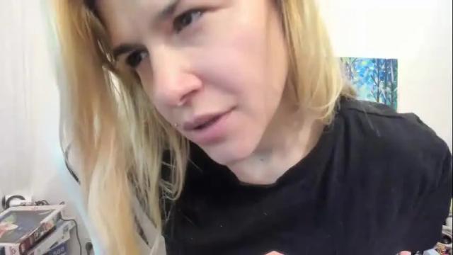 Image 10 of artsyandcraftsy_ Stream on Chaturbate on 21 days ago