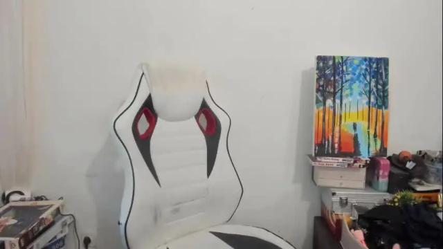 Image 11 of artsyandcraftsy_ Stream on Chaturbate on 21 days ago