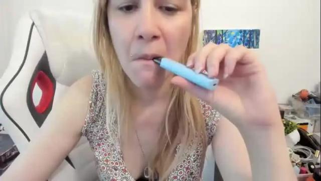 Thumbnail 3, artsyandcraftsy_'s Stream at Chaturbate, 18 days ago