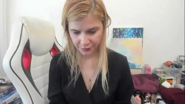 Thumbnail 2, artsyandcraftsy_'s Stream at Chaturbate, 12 days ago