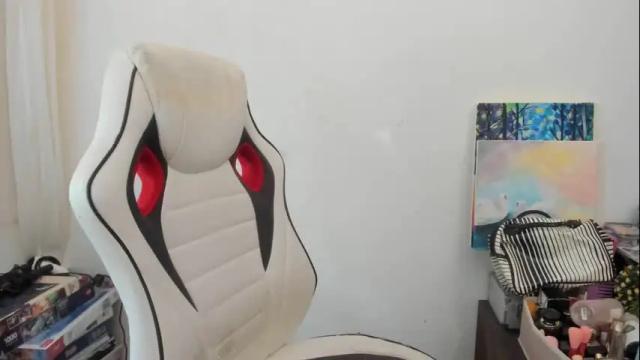 Image 7 of artsyandcraftsy_ Stream on Chaturbate on 2 days ago