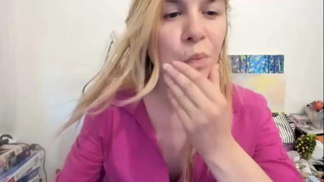Thumbnail 1, artsyandcraftsy_'s Stream at Chaturbate, 1 hour ago