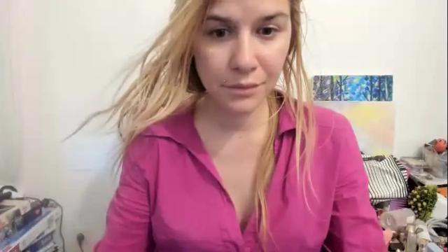 Image 2 of artsyandcraftsy_ Stream on Chaturbate on 10 hours ago