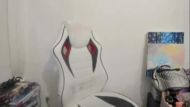 Image 6 of artsyandcraftsy_ Stream on Chaturbate on 10 hours ago