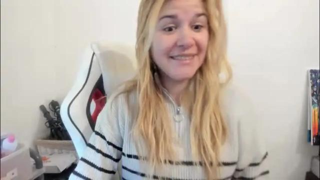 Thumbnail 2, artsyandcraftsy_'s Stream at Chaturbate, 1 month ago