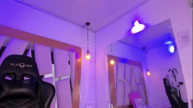 Image 8 of ary_cooper_ Stream on Chaturbate on 16 days ago
