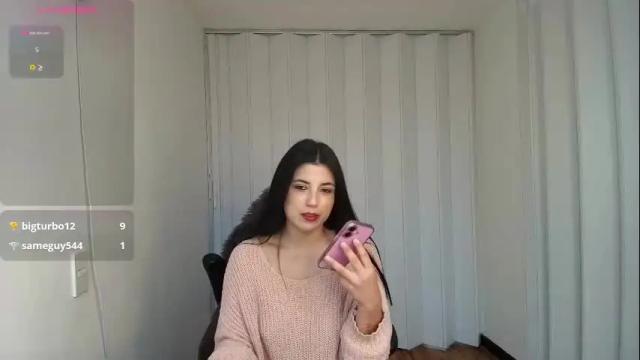 Image 2 of arya_44 Stream on Chaturbate on 5 months ago