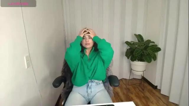 Image 12 of arya_44 Stream on Chaturbate on 5 months ago