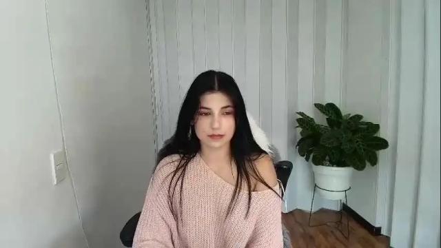 Image 2 of arya_44 Stream on Chaturbate on 1 month ago