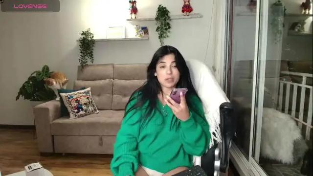 Image 8 of arya_44 Stream on Chaturbate on 3 months ago