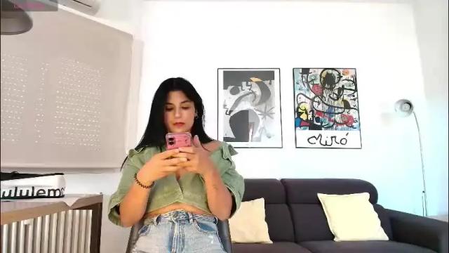 Image 3 of arya_44 Stream on Chaturbate on 27 days ago