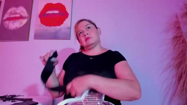 Image 2 of arya_azad Stream on Chaturbate on 21 months ago