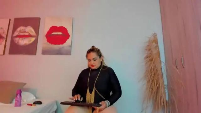 Image 6 of arya_azad Stream on Chaturbate on 21 months ago