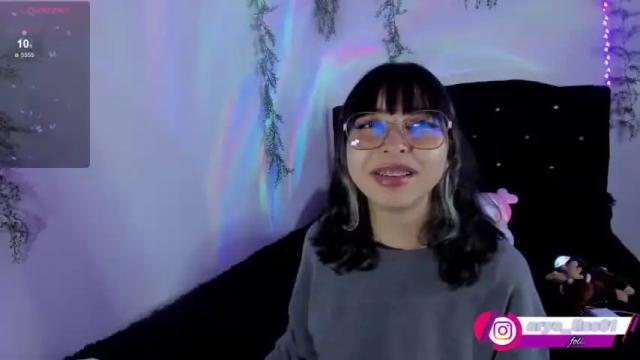 Image 11 of arya_line Stream on Chaturbate on 13 months ago