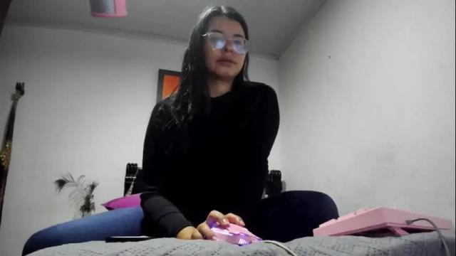 Image 6 of arya_miller Stream on Chaturbate on 8 months ago