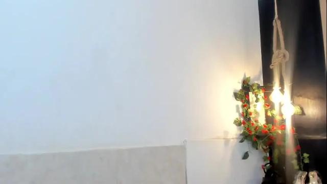 Image 10 of arya_nahalii Stream on Chaturbate on 19 days ago