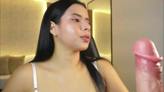 Image 3 of arya_ruiz Stream on Chaturbate on 2 months ago