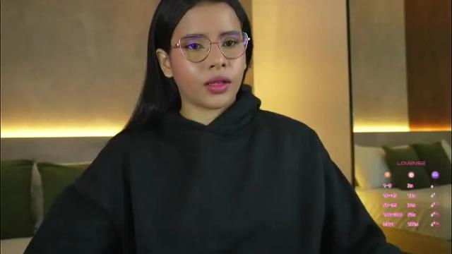 Image 3 of arya_ruiz Stream on Chaturbate on 1 month ago