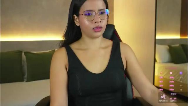 Image 8 of arya_ruiz Stream on Chaturbate on 1 month ago