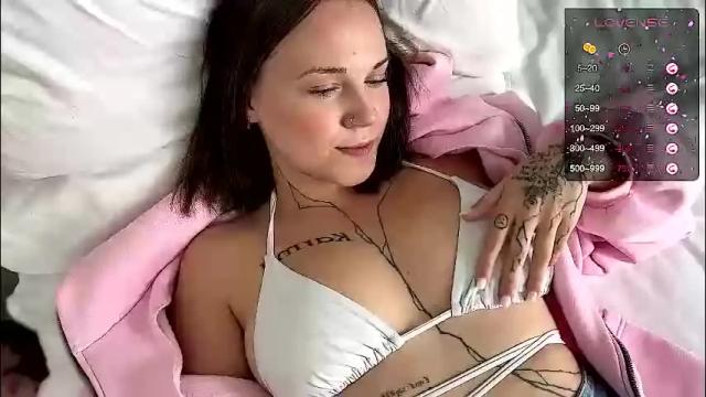 Image 7 of arya_stark7 Stream on Chaturbate on 2 months ago