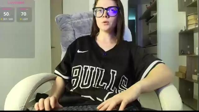 Thumbnail 1, arya_starkw's Stream at Chaturbate, 2 months ago