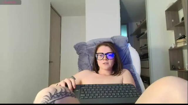 Image 7 of arya_starkw Stream on Chaturbate on 2 months ago