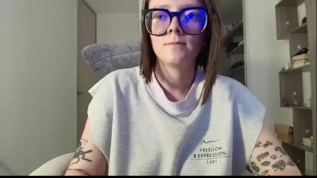 Image 10 of arya_starkw Stream on Chaturbate on 2 months ago