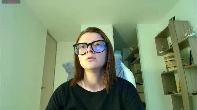 Thumbnail 1, arya_starkw's Stream at Chaturbate, 1 month ago