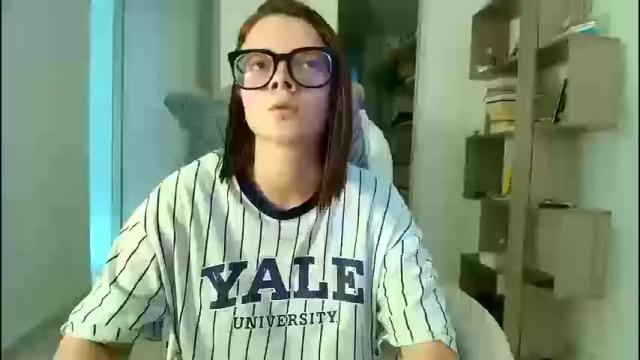 Image 4 of arya_starkw Stream on Chaturbate on 1 month ago